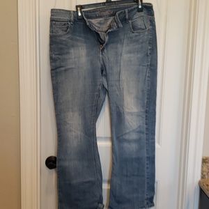 Boot cut Women's plus size jeans